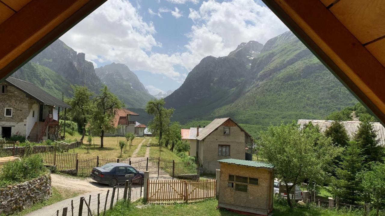 Guest House Ulaj Vuthaj Eksteriør billede