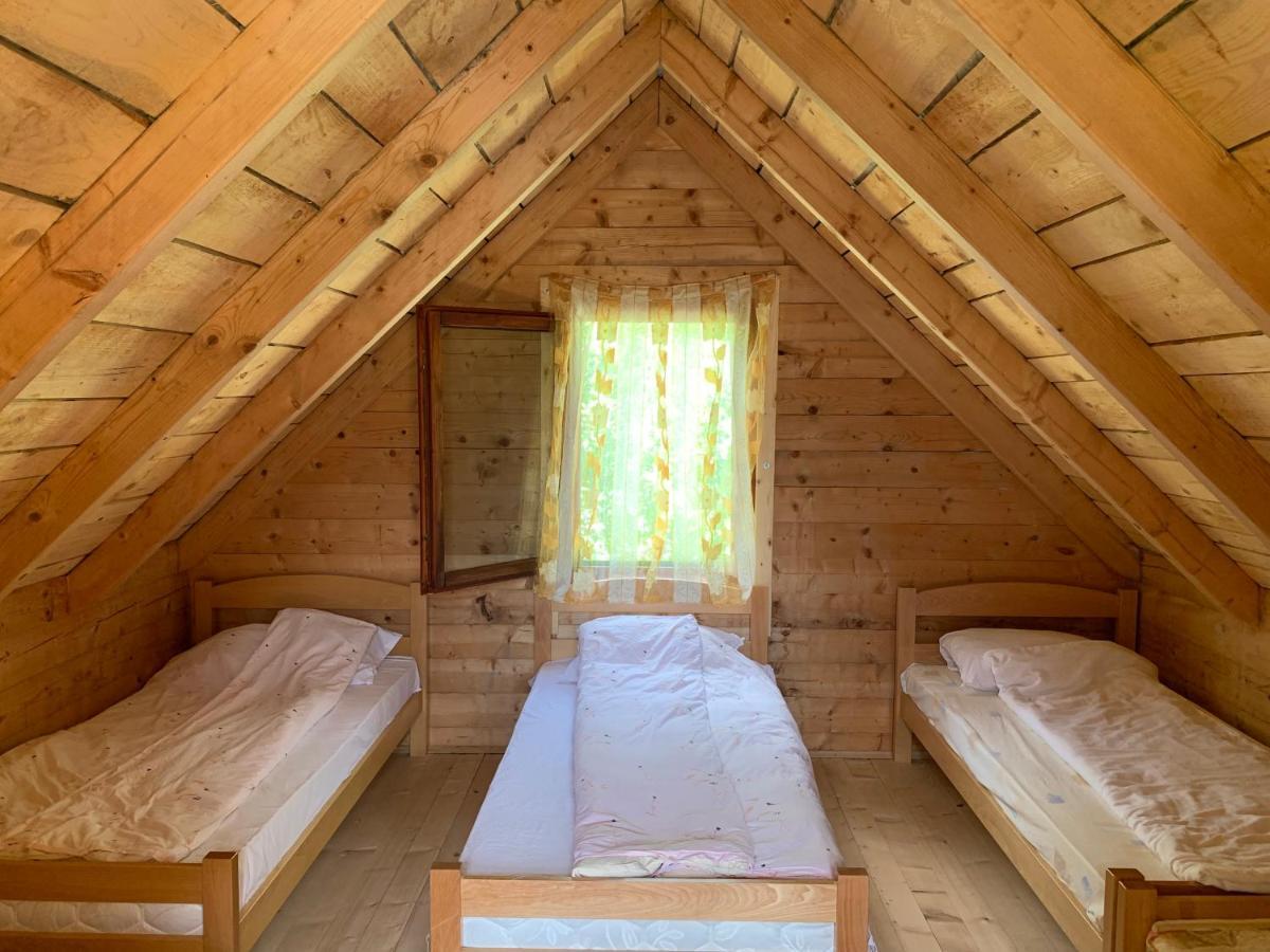 Guest House Ulaj Vuthaj Eksteriør billede